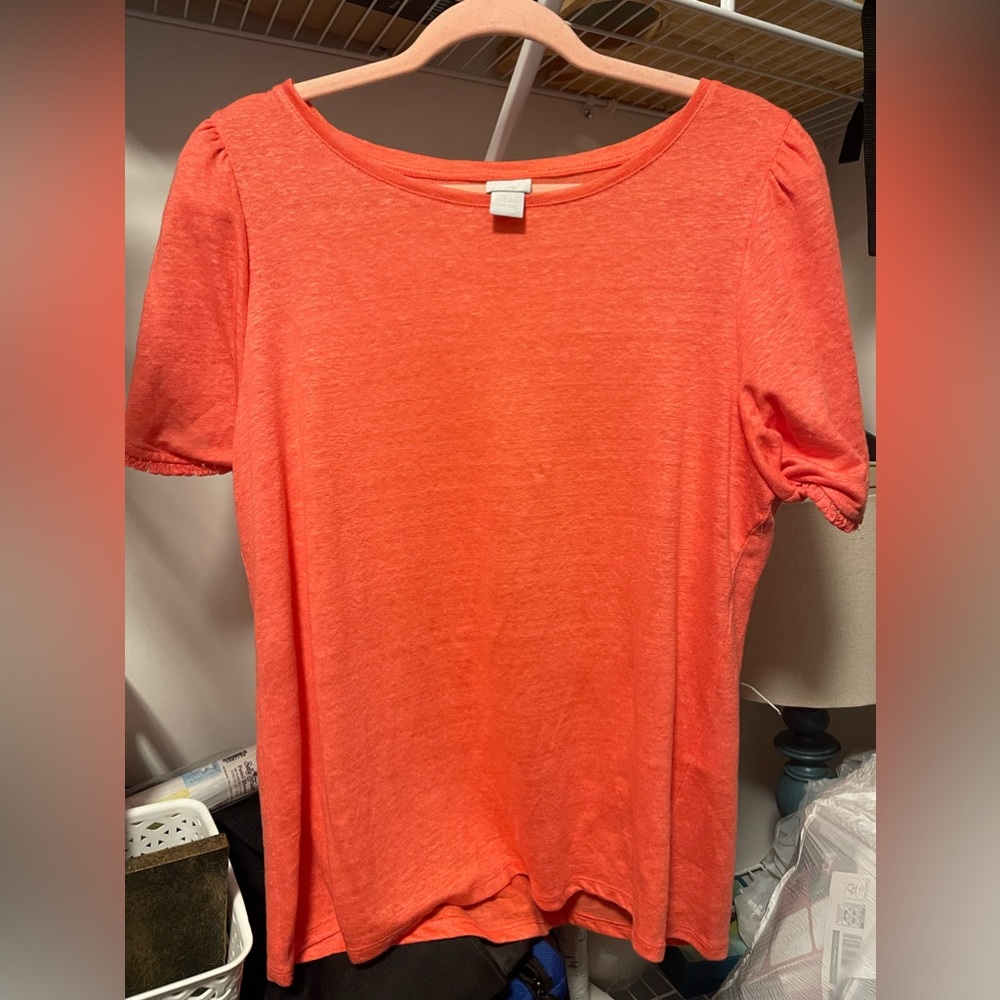 Chicos woman’s top size 2
